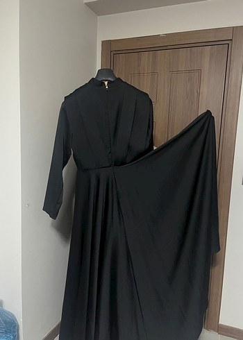 Diğer Siyah Uzun V Yakalı Drapeli Kadın Elbise