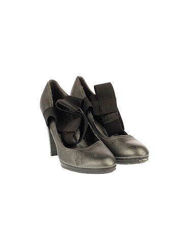 Charles & Keith Charles & Keith Stiletto %70 İndirimli.