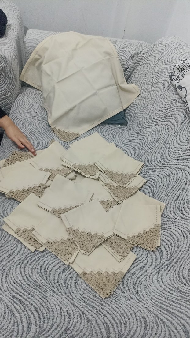 Nakışlı Beyaz Masa Örtüsü Takımı Çeyizlik - Görsel 4