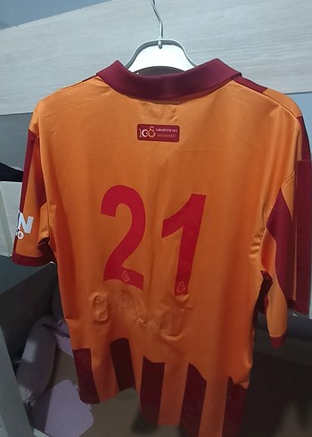 Turuncu Baskılı Düğmeli Spor Tişörtü Galatasaray forması - Görsel 6