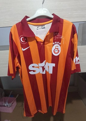 Turuncu Baskılı Düğmeli Spor Tişörtü Galatasaray forması - Görsel 12