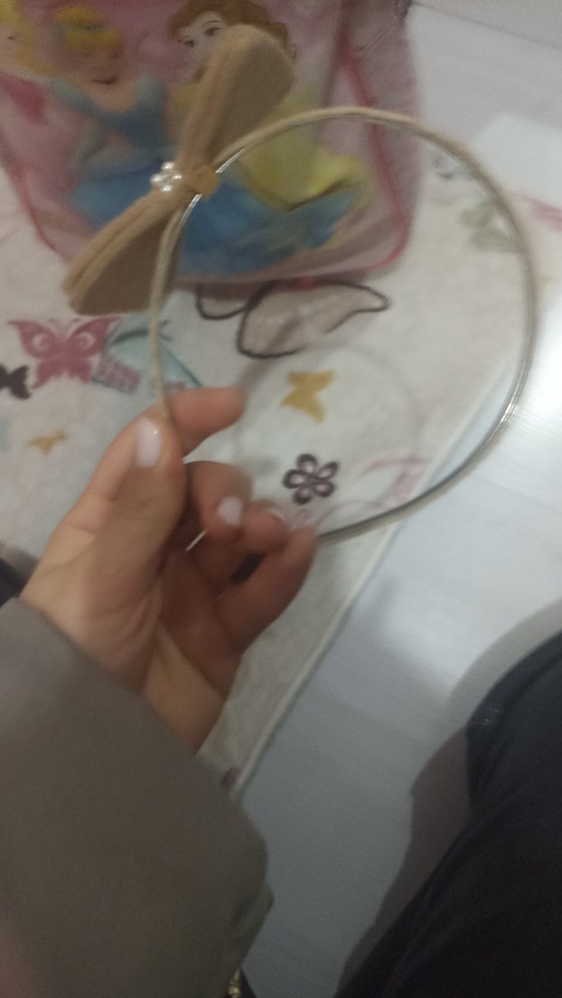 Bej Fiyonklu Çocuk Saç Bandı - Görsel 4