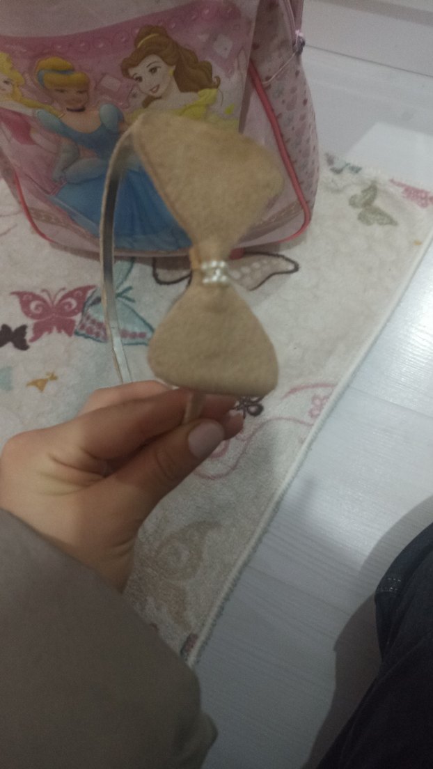 Bej Fiyonklu Çocuk Saç Bandı - Görsel 2