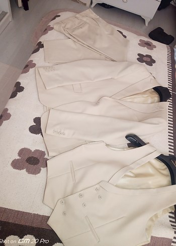 Bej Düğmeli Erkek Yelek - Görsel 3