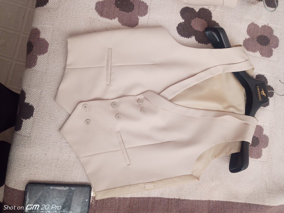 Bej Düğmeli Erkek Yelek - Görsel 5