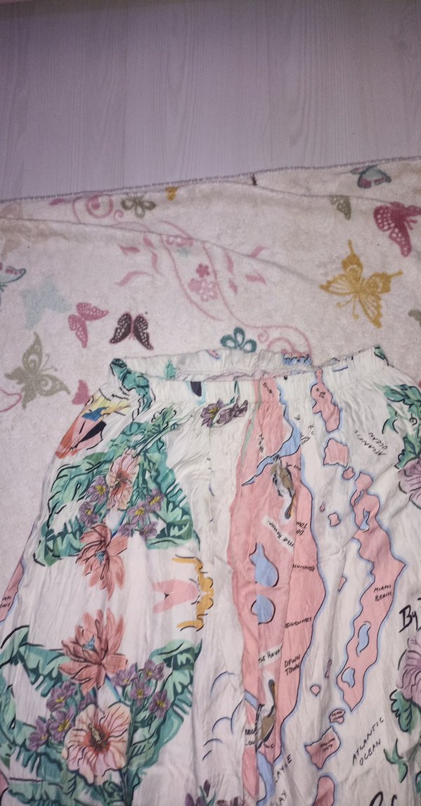 Çok Renkli Baskılı Eşofman - Görsel 2