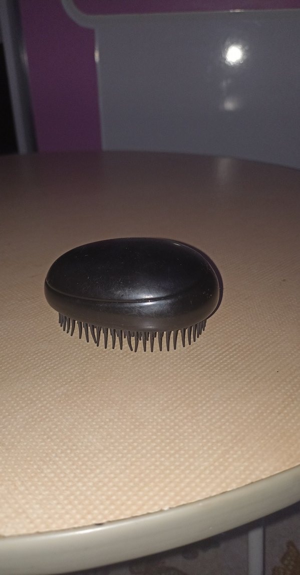 Siyah Saç Fırçası - Görsel 3