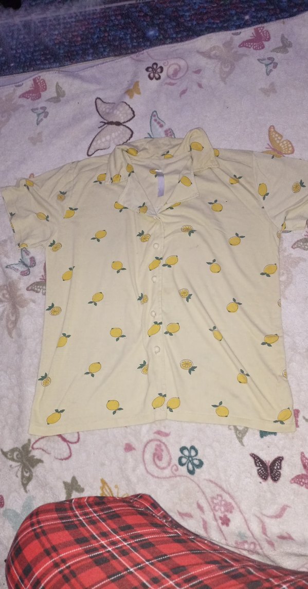 limon desenli pijama üstü düğmeli v yaka - Görsel 3