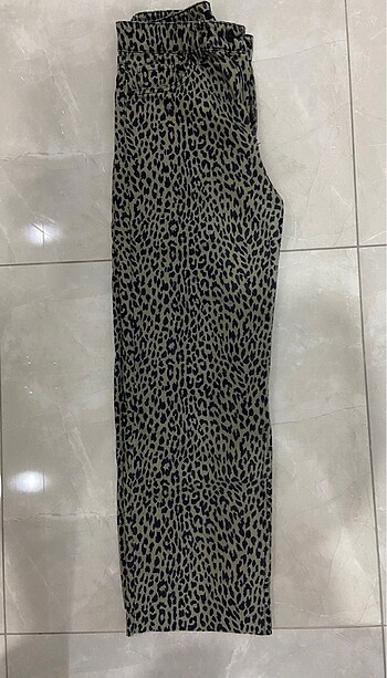 34 Beden Leoparlı jean