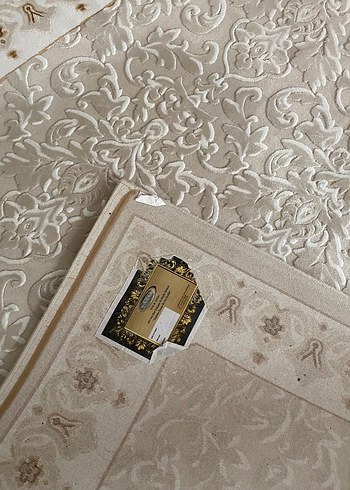 Bej Nakışlı Klasik Halı
yün halı 
şato markası - Görsel 4