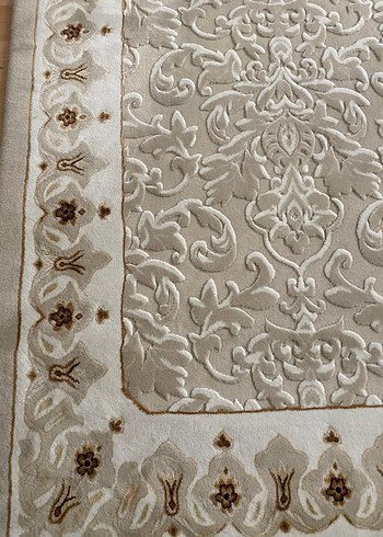 Bej Nakışlı Klasik Halı
yün halı 
şato markası - Görsel 3