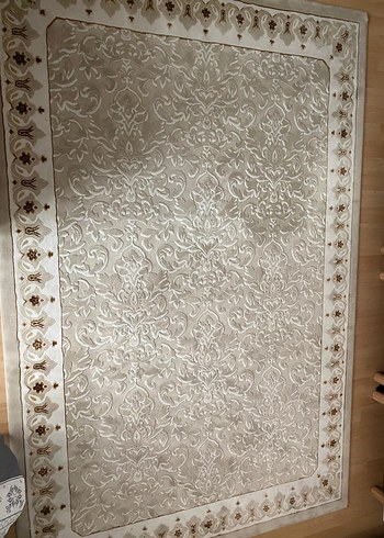 Bej Nakışlı Klasik Halı
yün halı 
şato markası - Görsel 2