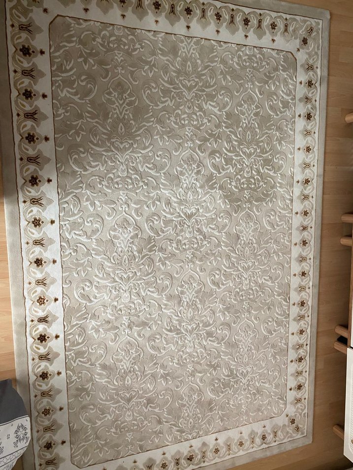 Bej Nakışlı Klasik Halı
yün halı 
şato markası - Görsel 2