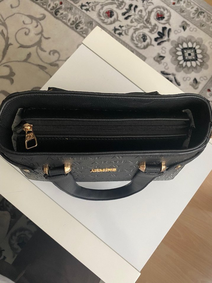 Armine Siyah Deri Baskılı Kadın Çanta - Görsel 3