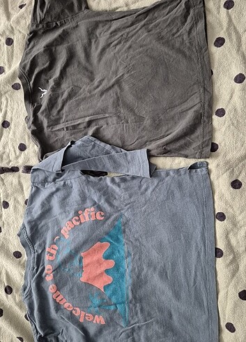 İki uzun kollu tshirt