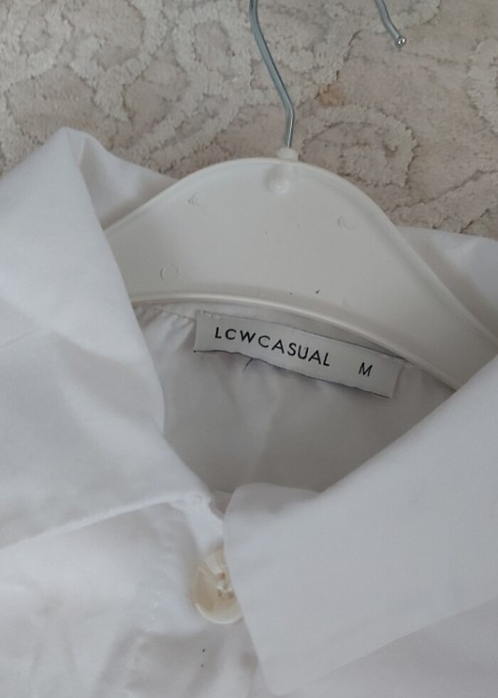 LCW BEYAZ KISA BÜZÜLEBILEN GÖMLEK - Görsel 3