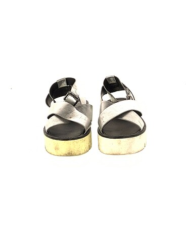 36 Beden Bershka Sandalet p İndirimli.