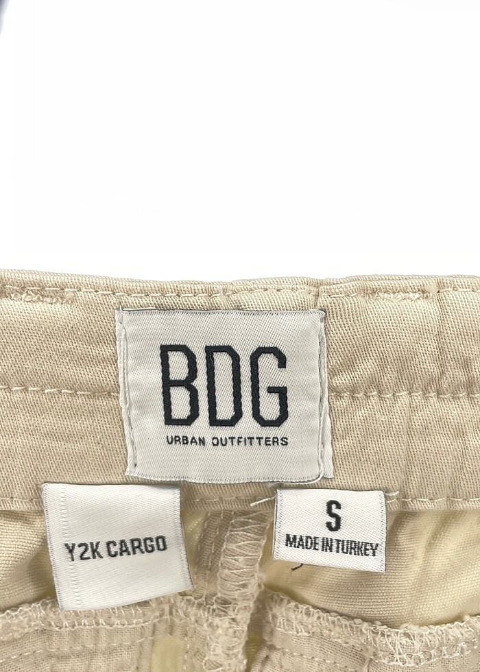 Urban Outfitters Düz Kesim %70 İndirimli. - Görsel 4