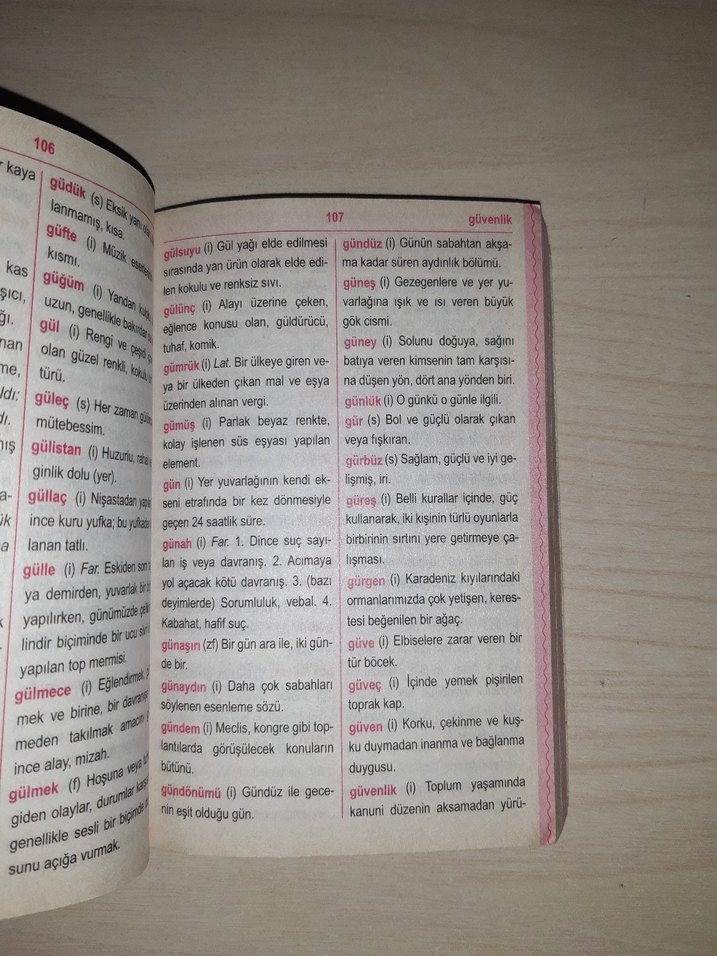 Türkçe Sözlük Kitabı - Görsel 2