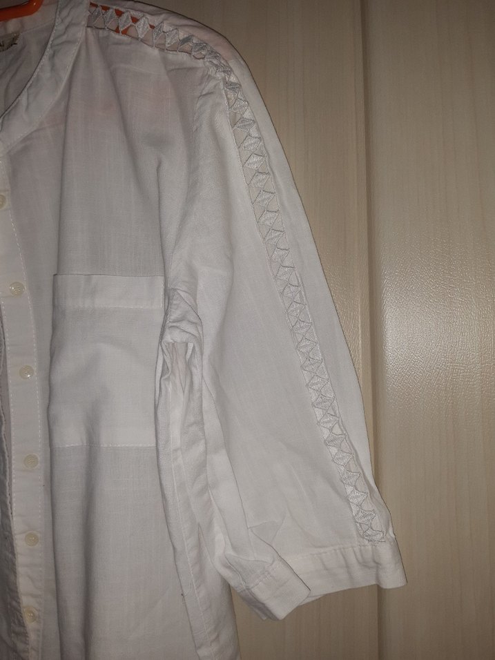 Düğmeli Beyaz Kadın Gömlek - Görsel 2