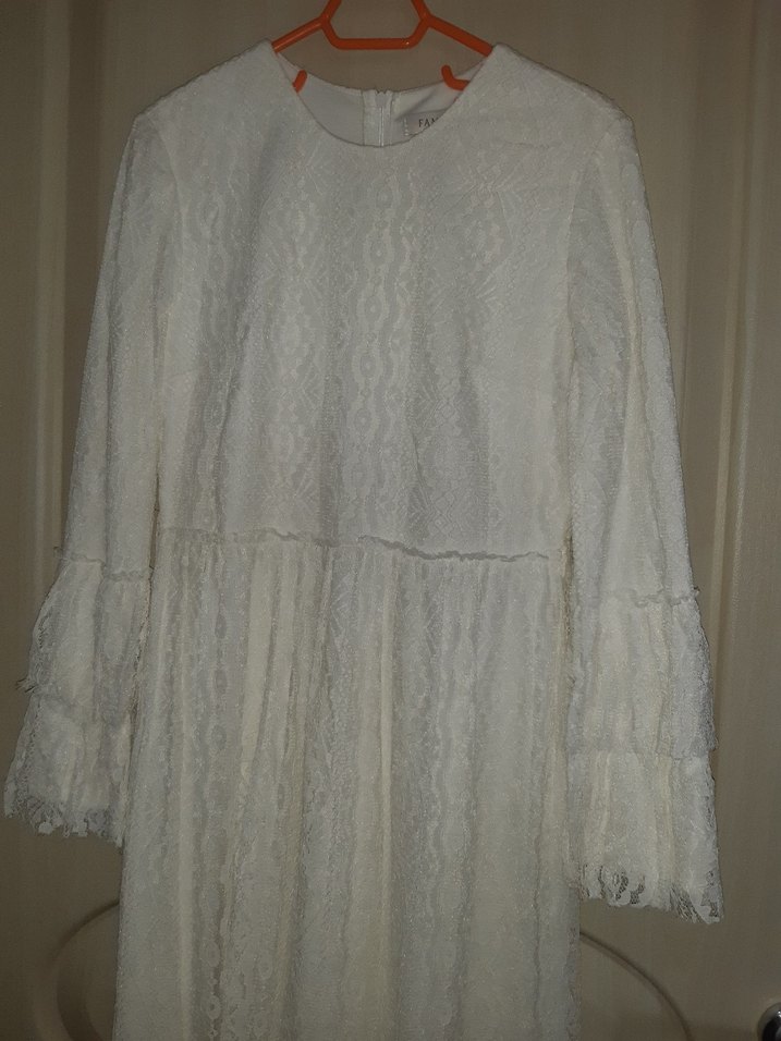 Dantel Detaylı Uzun Beyaz  Elbise - Görsel 2