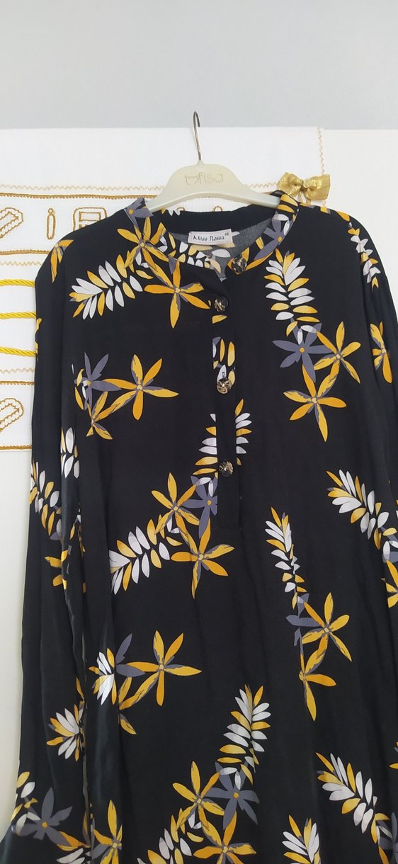 Sarı Çiçek Desenli Uzun Tunik - Görsel 3