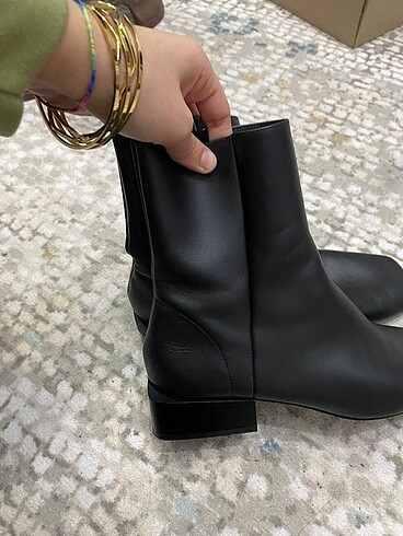 Zara bot