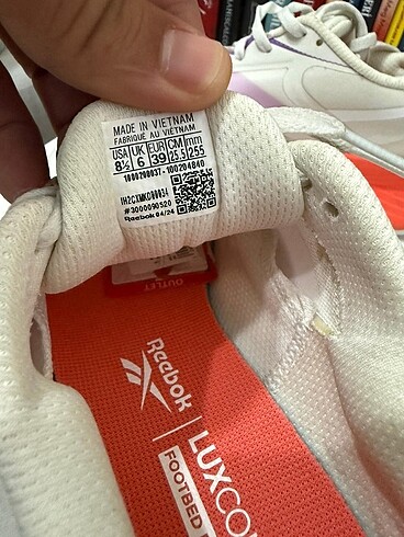 39 Beden çeşitli Renk ORJİNAL REEBOK AYAKKABI