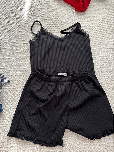 Pijama takımı