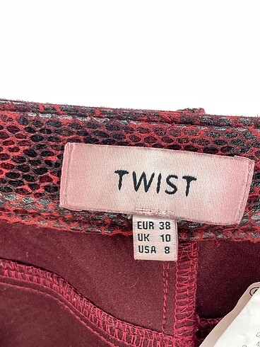 38 Beden kırmızı Renk Twist Düz Kesim %70 İndirimli.