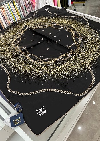 Levidor Twill İpek Eşarp