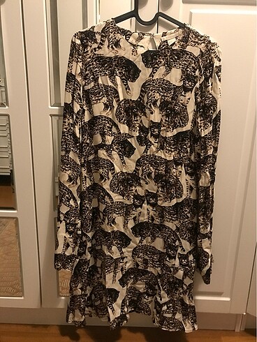 H&M animal