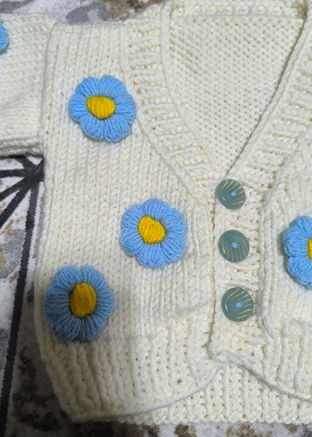 El Örgüsü Beyaz Kız Bebek Hırka - Görsel 2