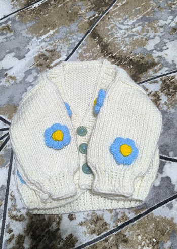 El Örgüsü Beyaz Kız Bebek Hırka - Görsel 3