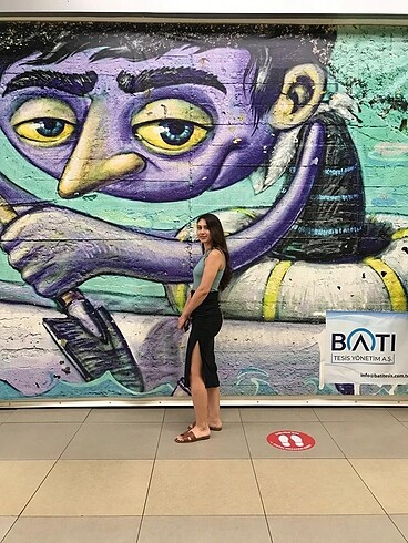 s Beden siyah Renk Yırtmaçlı Şık Elbise