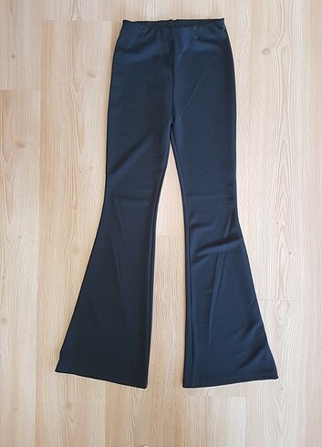 38 Beden Siyah likralı pantolon