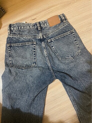 s Beden PULL AND BEAR SLİM MOM JEAN