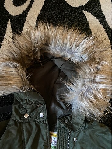 m Beden Pull and bear parka
