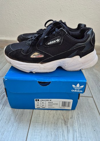 37 Beden Adidas Falcon Spor Ayakkabı