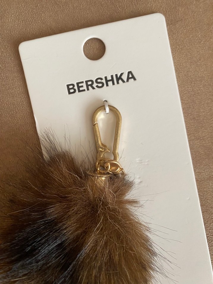 Bershka Kahverengi Kürklü Anahtarlık - Görsel 2
