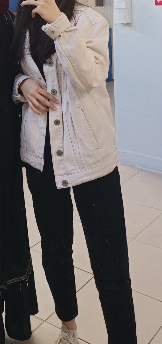 Beyaz Düğmeli Kadın Denim Ceket - Görsel 4