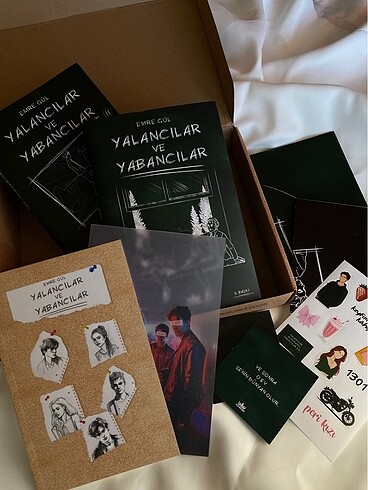  Yalancılar ve Yabancılar kutulu set