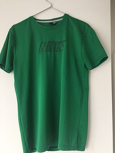 Nike t-shırt