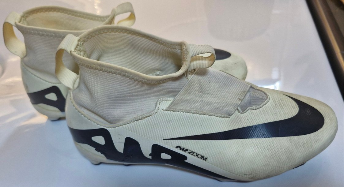 Nike Air Max Plus krampon - Görsel 2