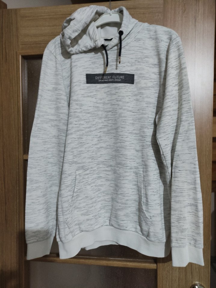 Gri Kapüşonlu Uzun Kollu Sweatshirt - Görsel 2