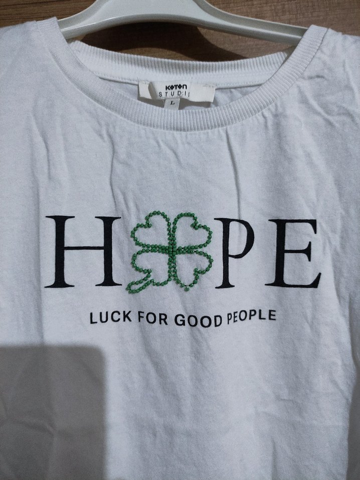 Beyaz Baskılı Kısa Kollu Kadın Tişört - Görsel 2