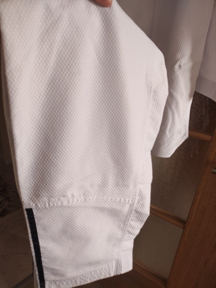 Erkek Beyaz V Yaka tekvando kıyafeti - Görsel 2