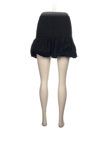 34 Beden Bershka Mini Etek %70 İndirimli.