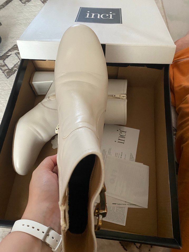 İnci Bej Tokalı Kadın Blok Topuklu Bot - Görsel 5