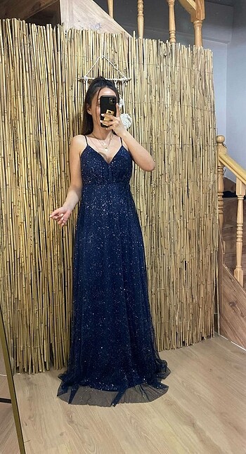 Zara IŞILTILI ELBİSE